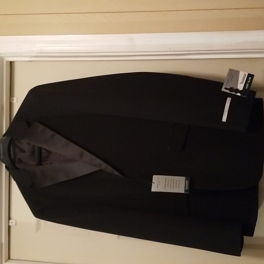 Perry Ellis Premium Black Techxedo Extreme Slim Fit Tuxedo
